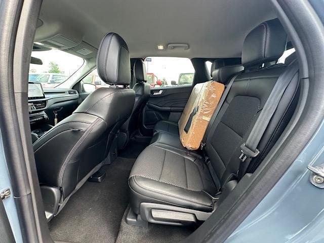 New 2024 Ford Escape SE image 14