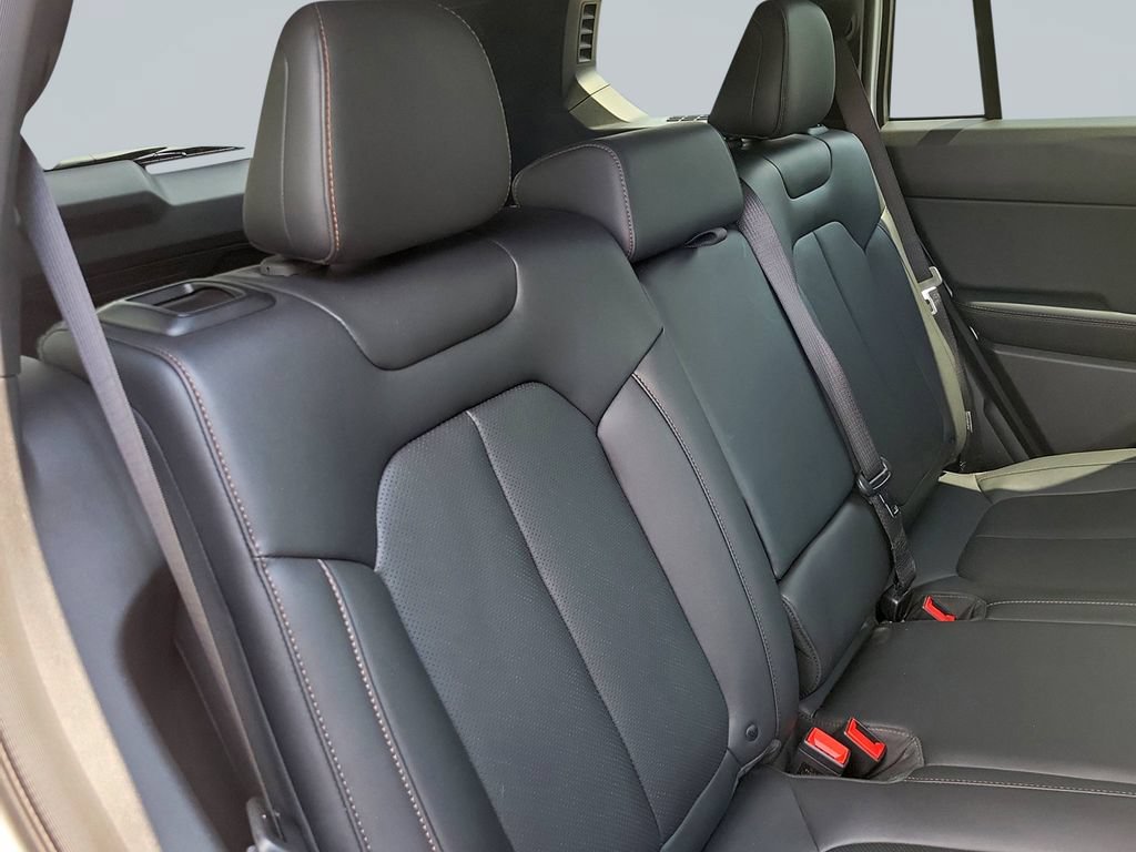 Used 2026 Jeep Cherokee Limited AWD/4WD image 19