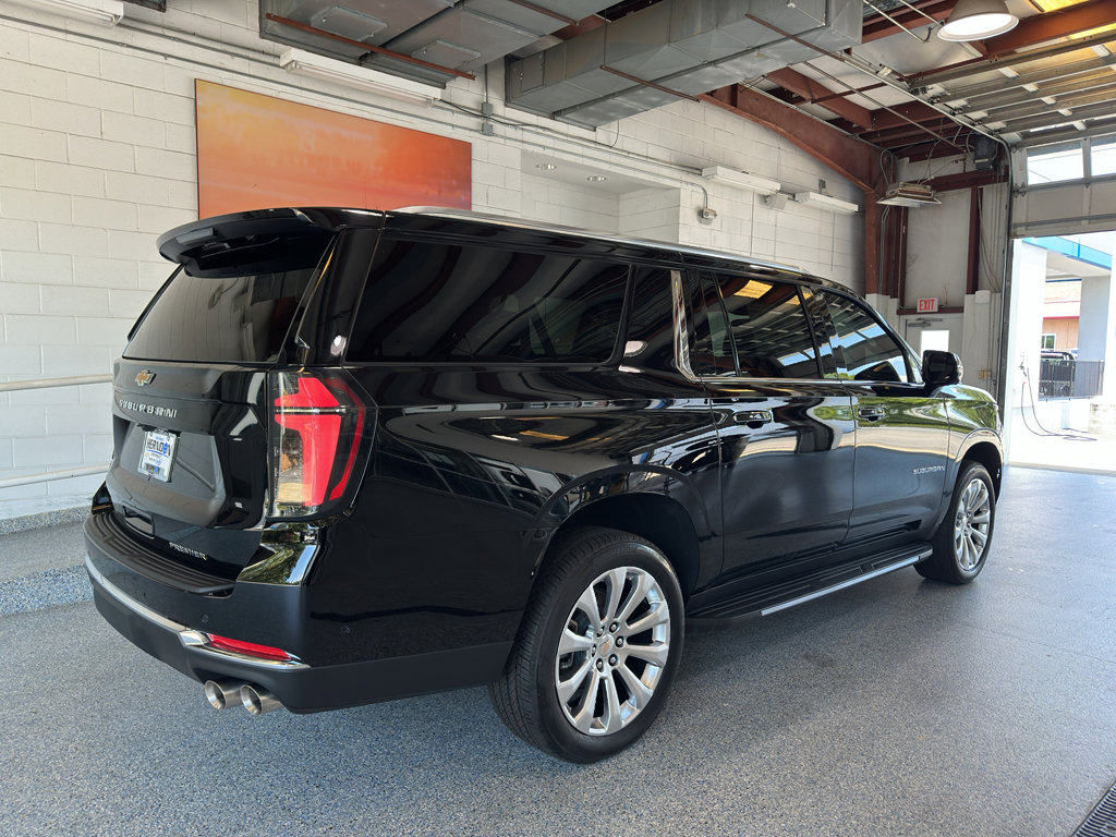 New 2025 Chevrolet Suburban Premier image 3