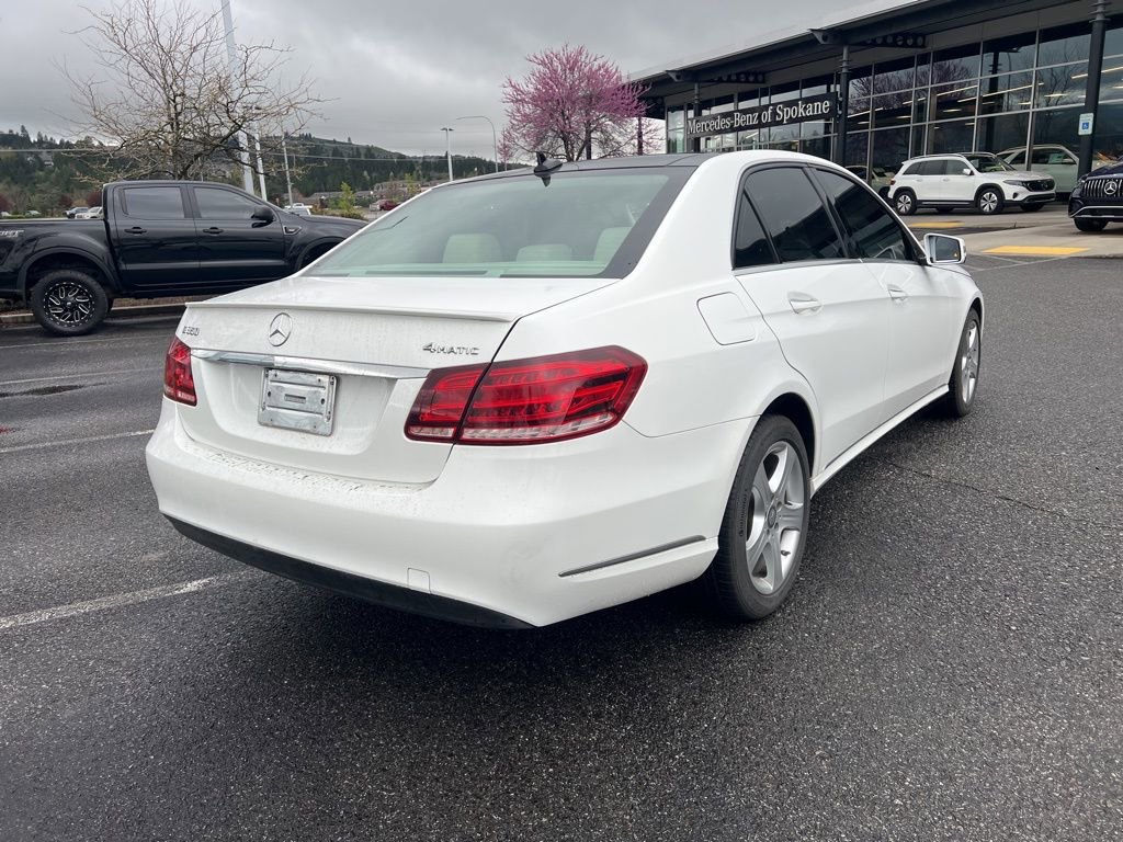 Used 2015 Mercedes-Benz E 350 4MATIC Sedan image 9