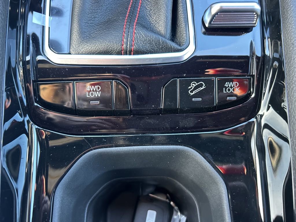 New 2026 Jeep Compass Trailhawk image 24