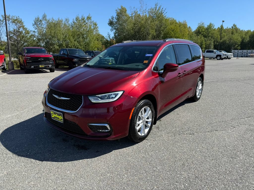 Used 2021 Chrysler Pacifica Touring w/ Cold Weather Group AWD/4WD image 1