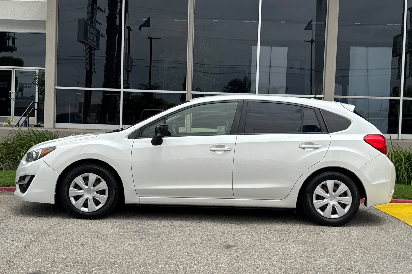 Used 2016 Subaru Impreza 2.0i AWD/4WD image 7