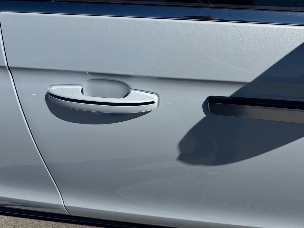 New 2025 Lincoln Navigator Reserve image 16