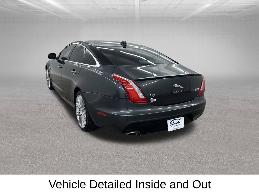 Used 2016 Jaguar XJ R-Sport AWD/4WD image 8