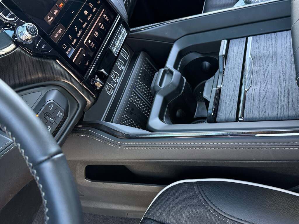 New 2026 RAM 2500 Limited image 23