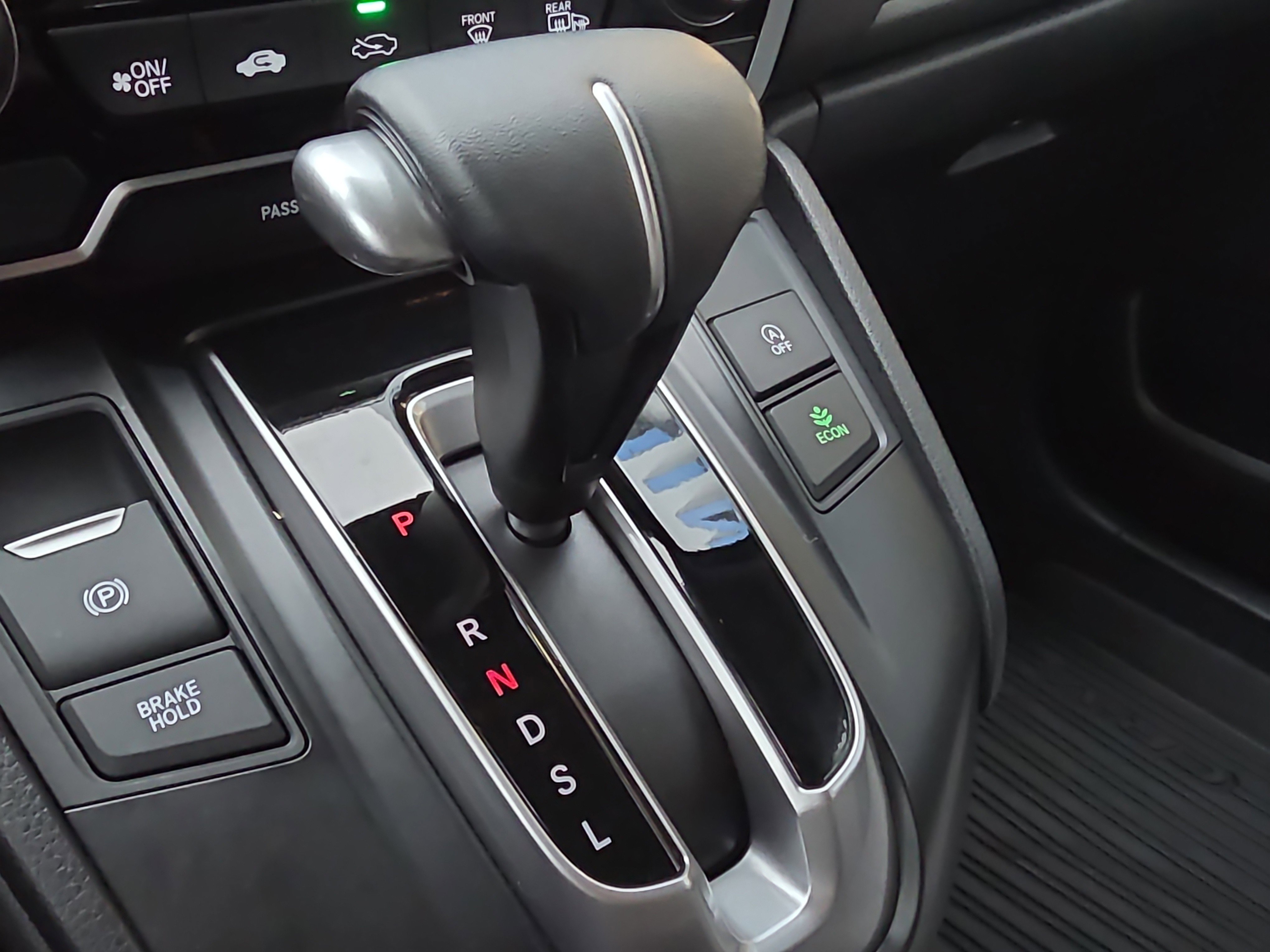 Used 2020 Honda CR-V Touring image 29