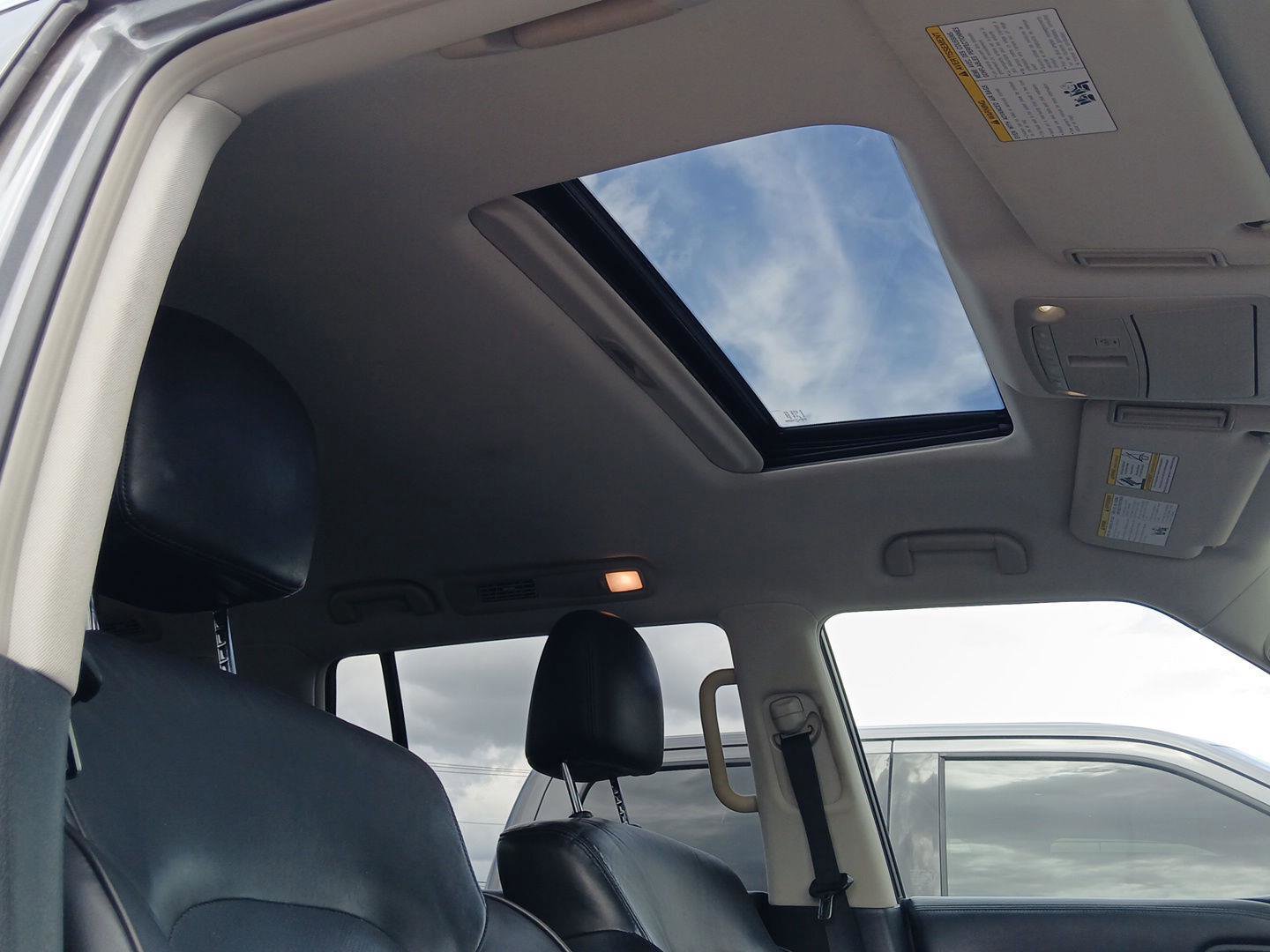 Used 2021 Nissan Armada SL w/ Captain's Chairs Package RWD image 19