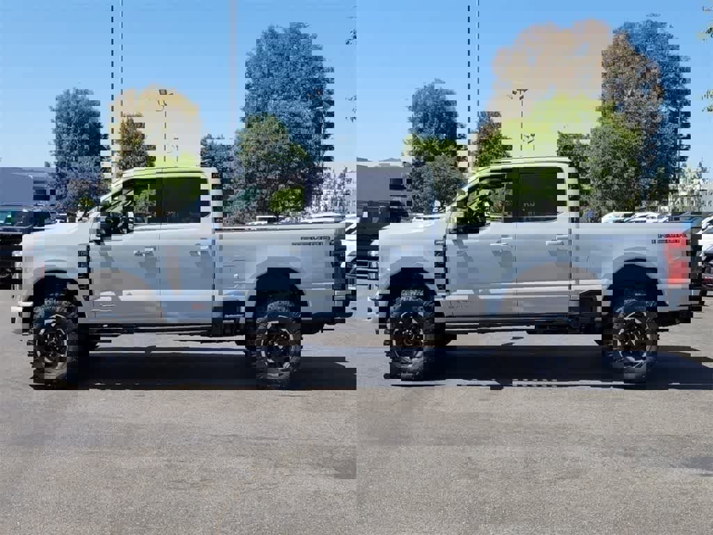 New 2025 Ford F350 Lariat w/ Lariat Ultimate Package image 2