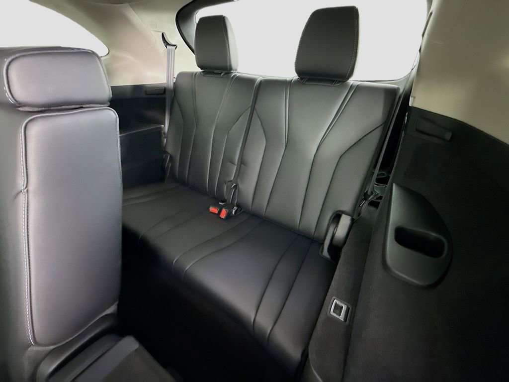 Used 2023 Acura MDX FWD w/ Technology Package image 24