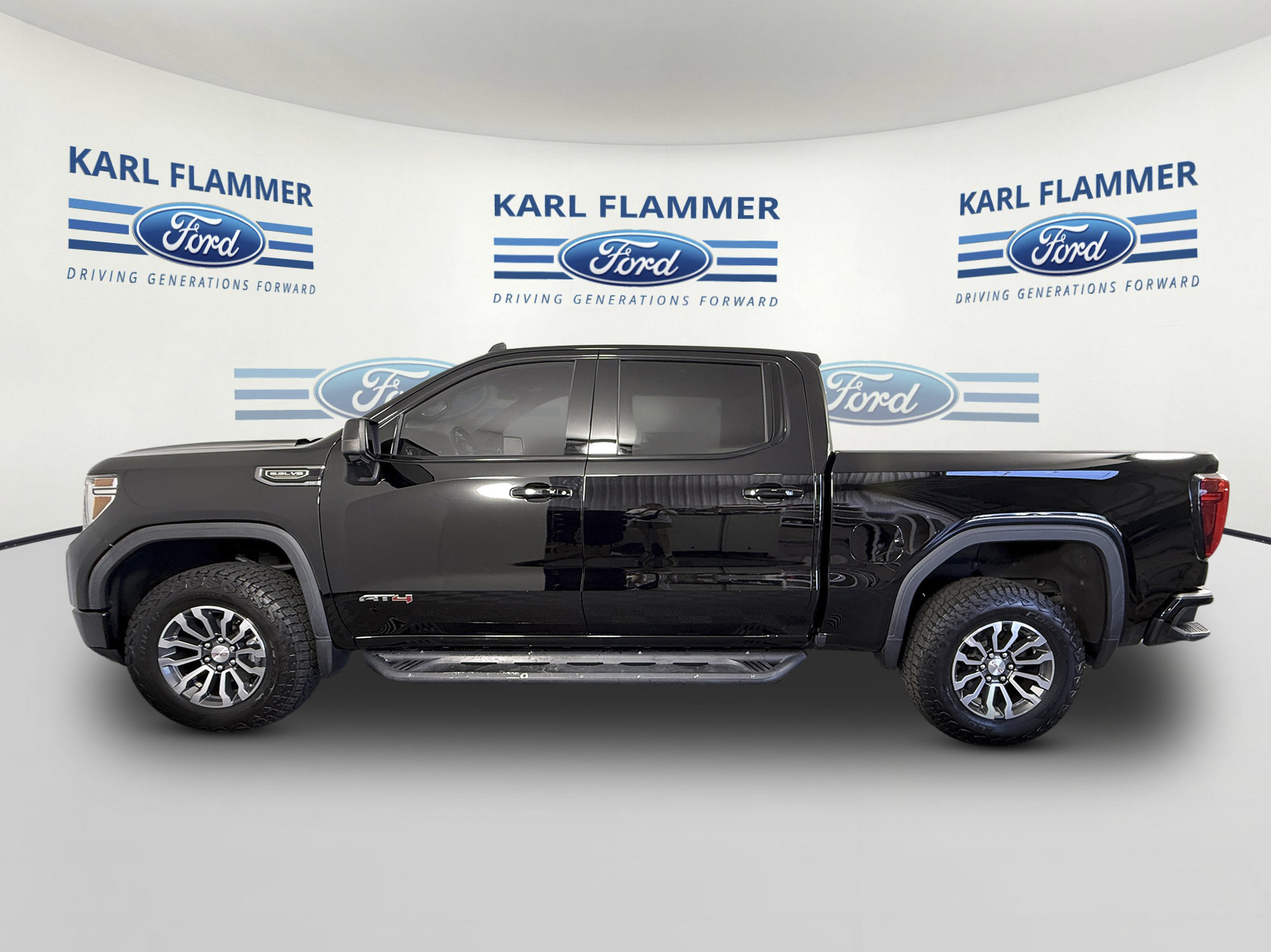 Used 2020 GMC Sierra 1500 AT4 w/ AT4 Premium Package AWD/4WD image 5