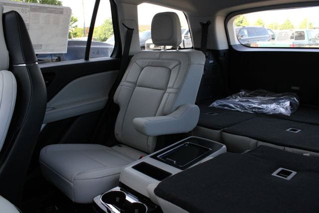 New 2026 Lincoln Aviator Reserve AWD/4WD image 20