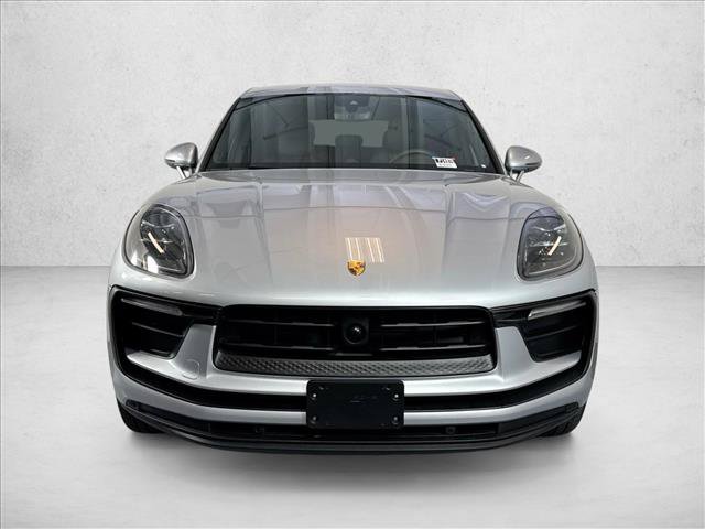 Certified 2026 Porsche Macan AWD/4WD image 6