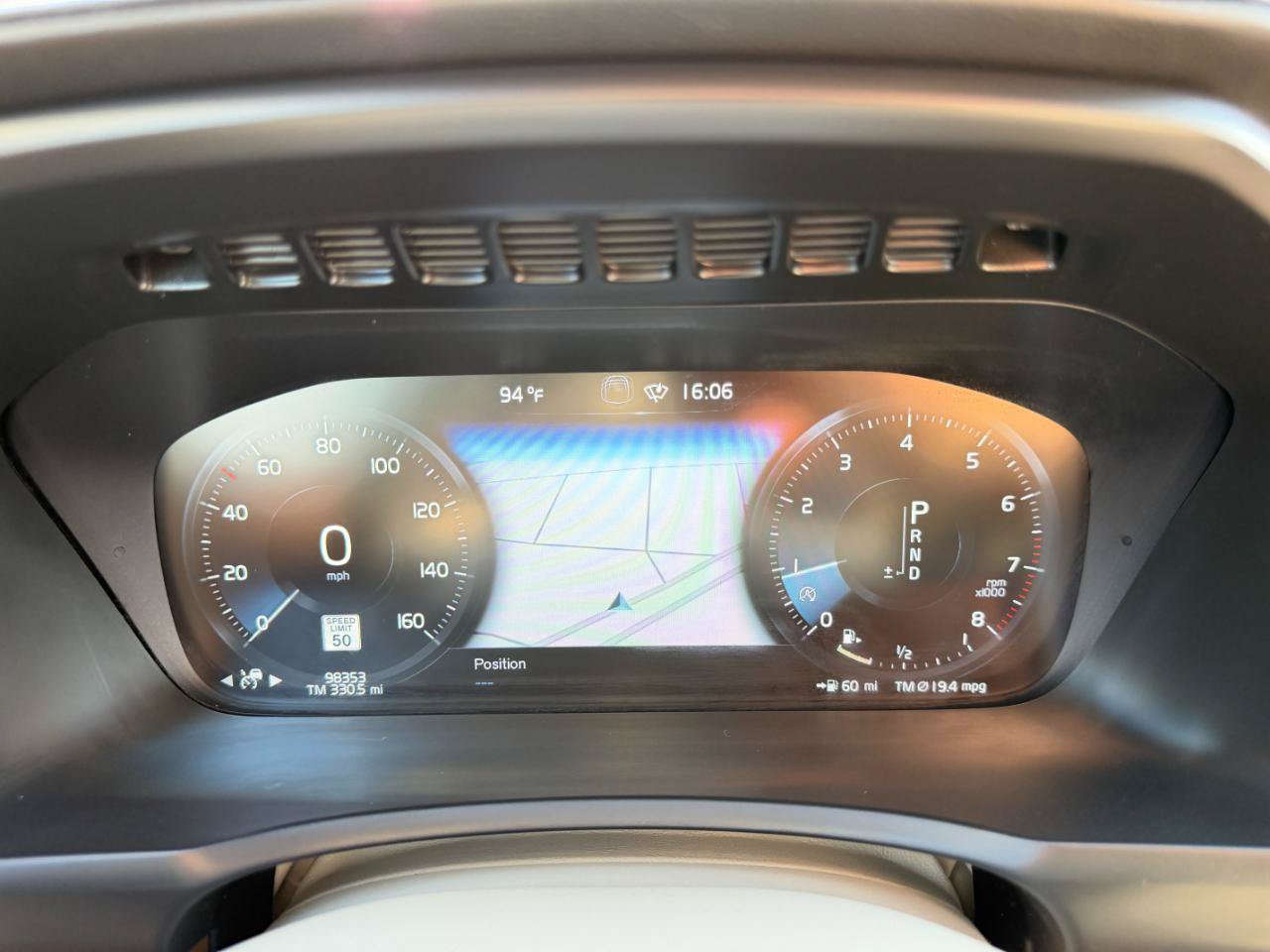 Used 2016 Volvo XC90 T6 Inscription w/ Vision Package AWD/4WD image 21