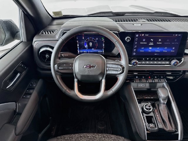 Used 2023 Chevrolet Colorado Z71 w/ Z71 Convenience Package 2 AWD/4WD image 23