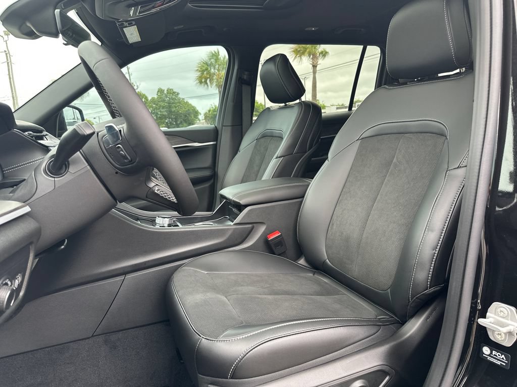 New 2026 Jeep Grand Cherokee L 2WD image 12