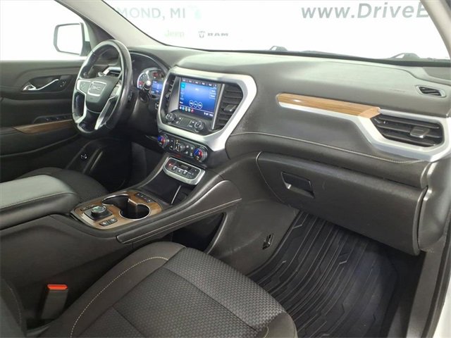 Used 2020 GMC Acadia SLE w/ Driver Convenience Package image 18