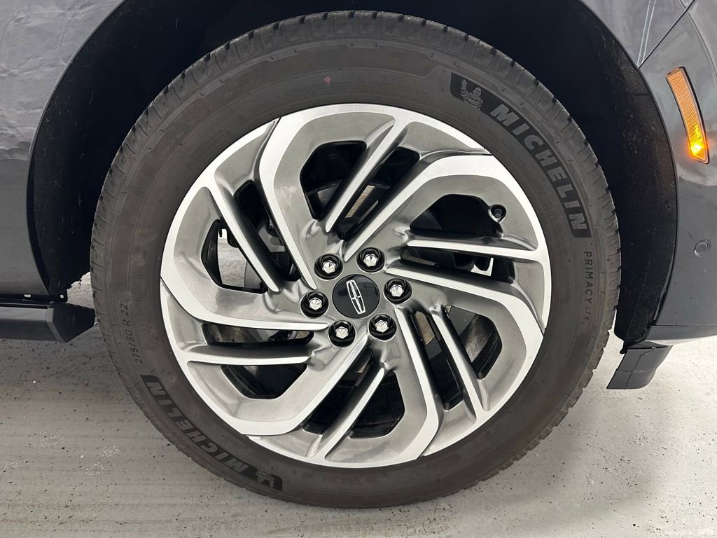 Used 2025 Lincoln Navigator Reserve image 66