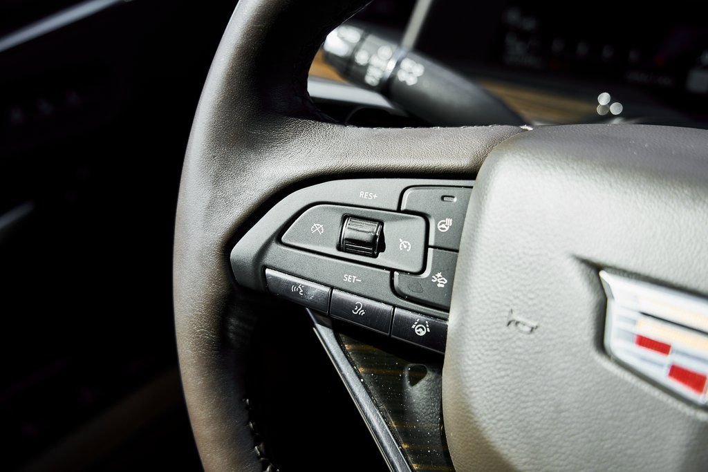 Used 2023 Cadillac Escalade ESV Sport w/ LPO, ONYX Package image 60