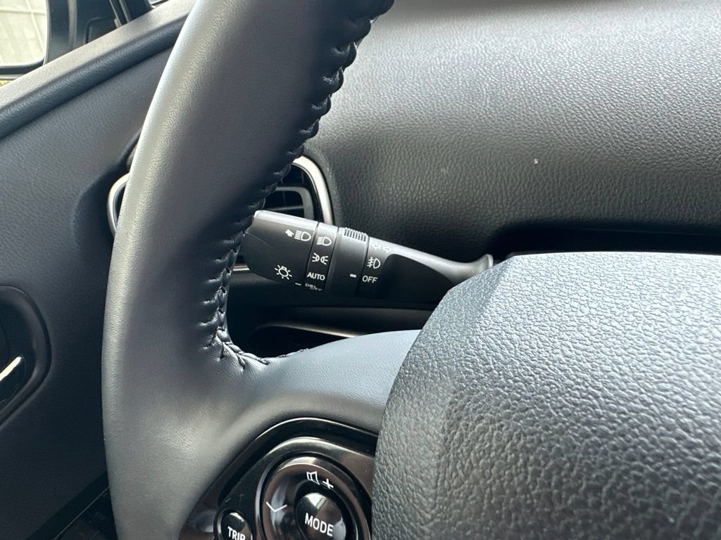 Certified 2022 Toyota Prius XLE FWD image 25