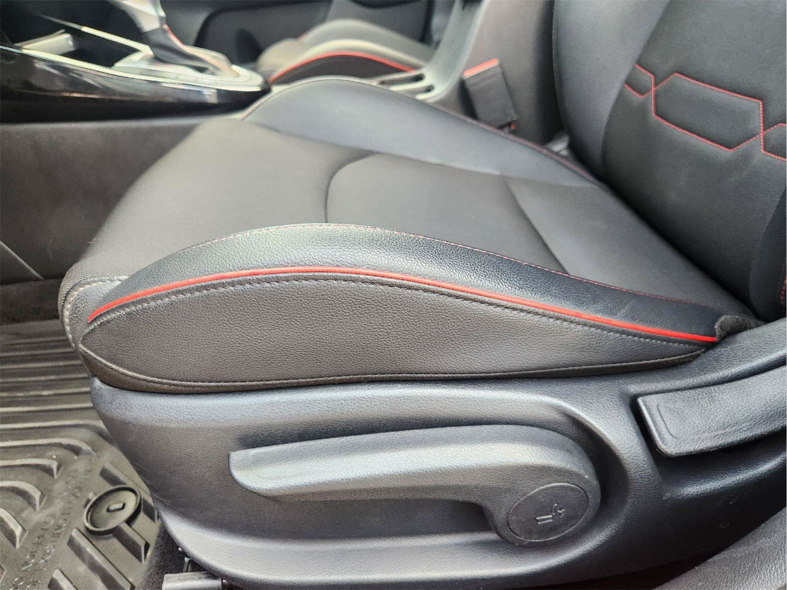 Used 2024 Kia Forte GT FWD image 25