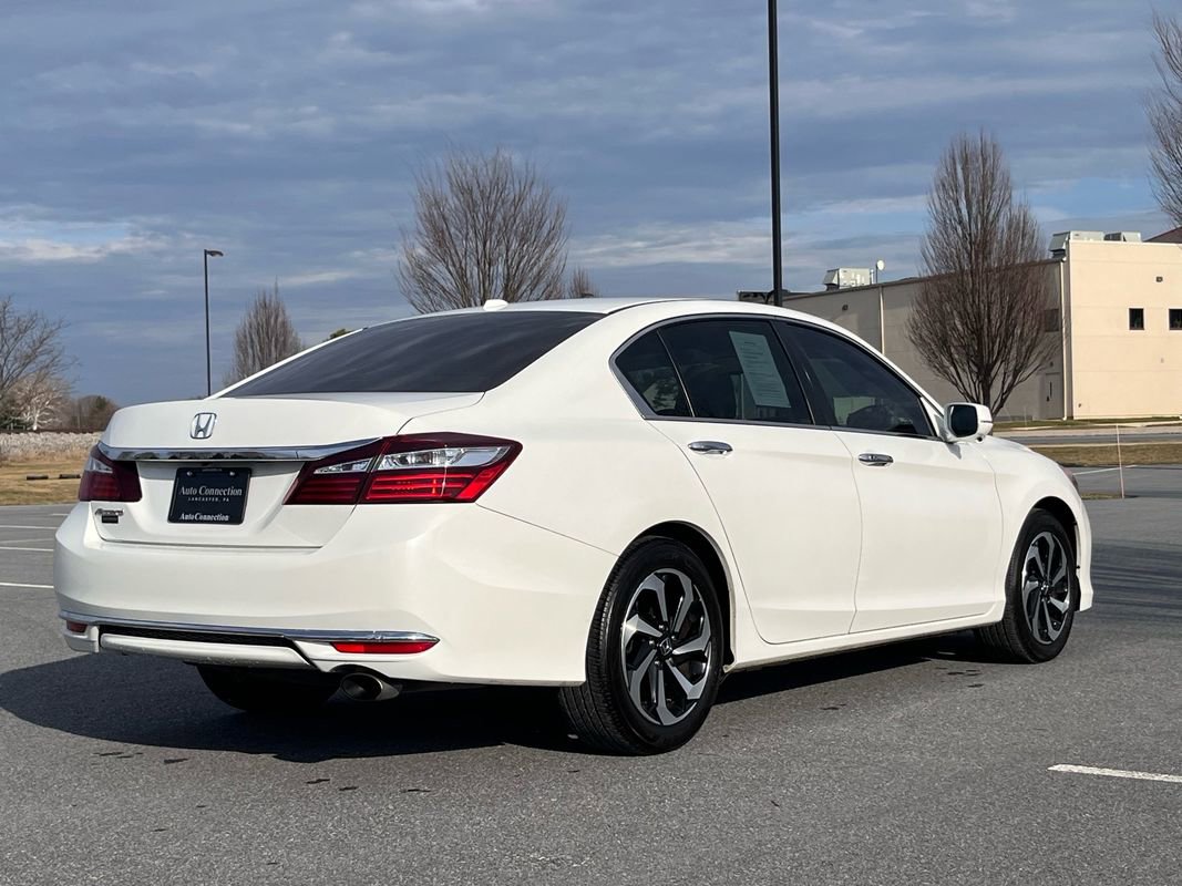 Used 2017 Honda Accord EX-L image 8