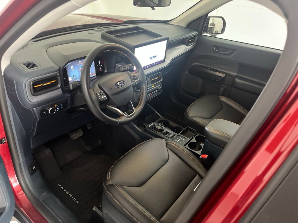 Used 2025 Ford Maverick Tremor AWD/4WD image 24