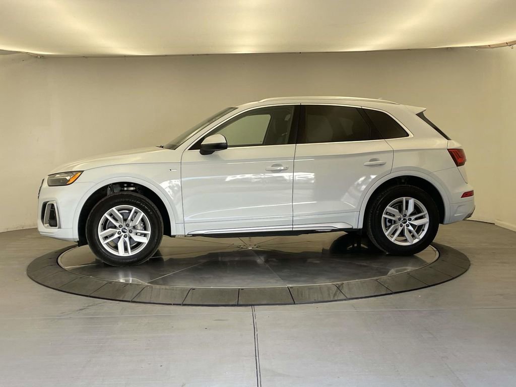 Used 2022 Audi Q5 2.0T Premium image 2