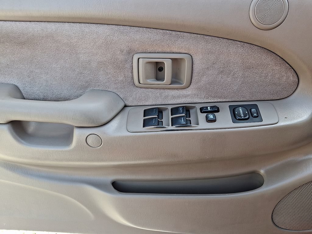 Used 2003 Toyota Tacoma PreRunner w/ Pwr Pkg w/ Mirrors RWD image 15