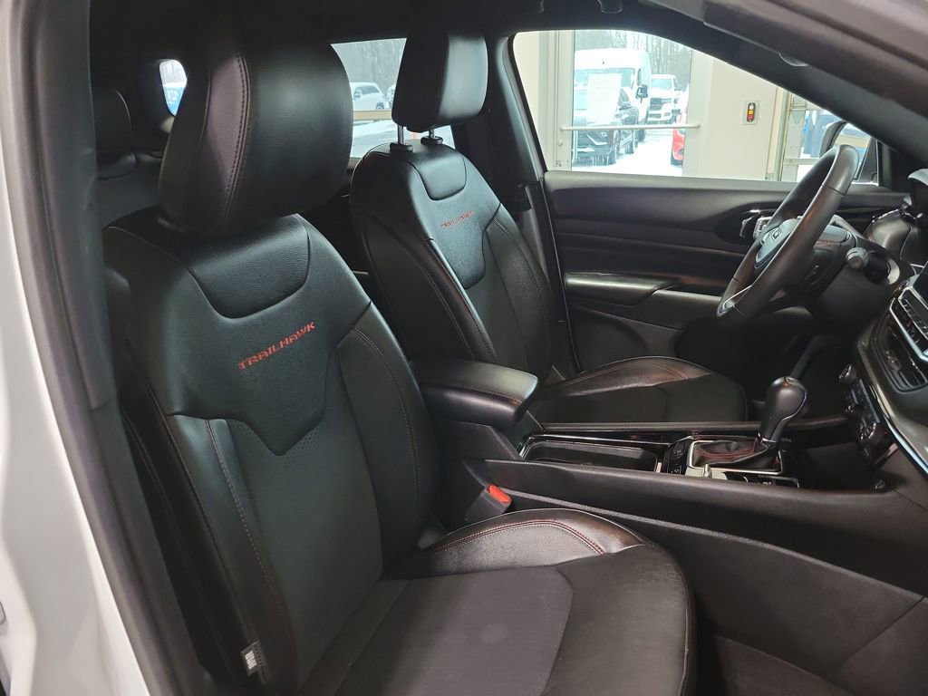 Used 2023 Jeep Compass Trailhawk w/ Trailhawk Convenience Group image 26