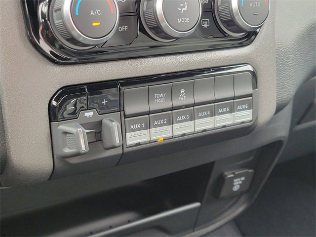 Used 2022 RAM 2500 Tradesman image 24