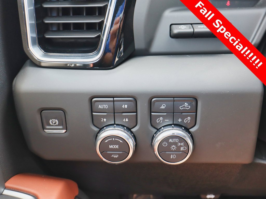 New 2025 GMC Sierra 2500 Denali Ultimate w/ Max Trailering Package image 31