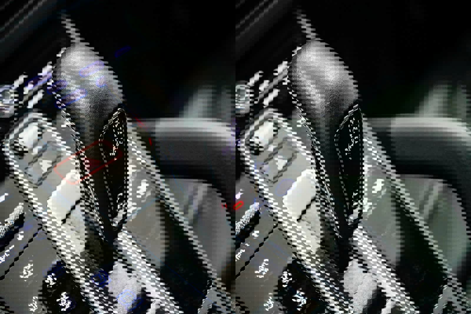 Used 2023 Porsche Cayenne S Platinum image 22