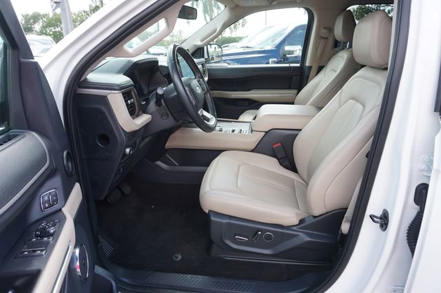 Certified 2022 Ford Expedition Limited image 30