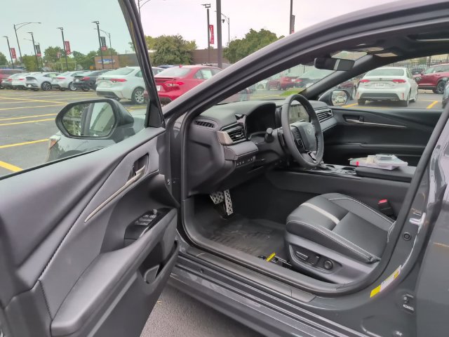 Used 2026 Toyota Camry SE w/ Multimedia Upgrade Package FWD image 11