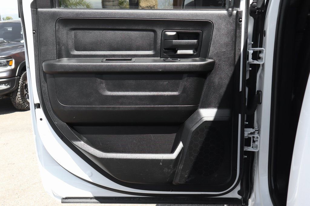 Used 2021 RAM 5500 Tradesman w/ Chrome Appearance Group image 29
