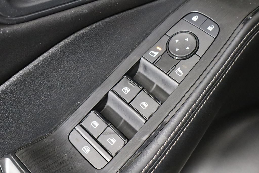 Used 2023 Nissan Rogue SV w/ SV Premium B Package FWD image 20