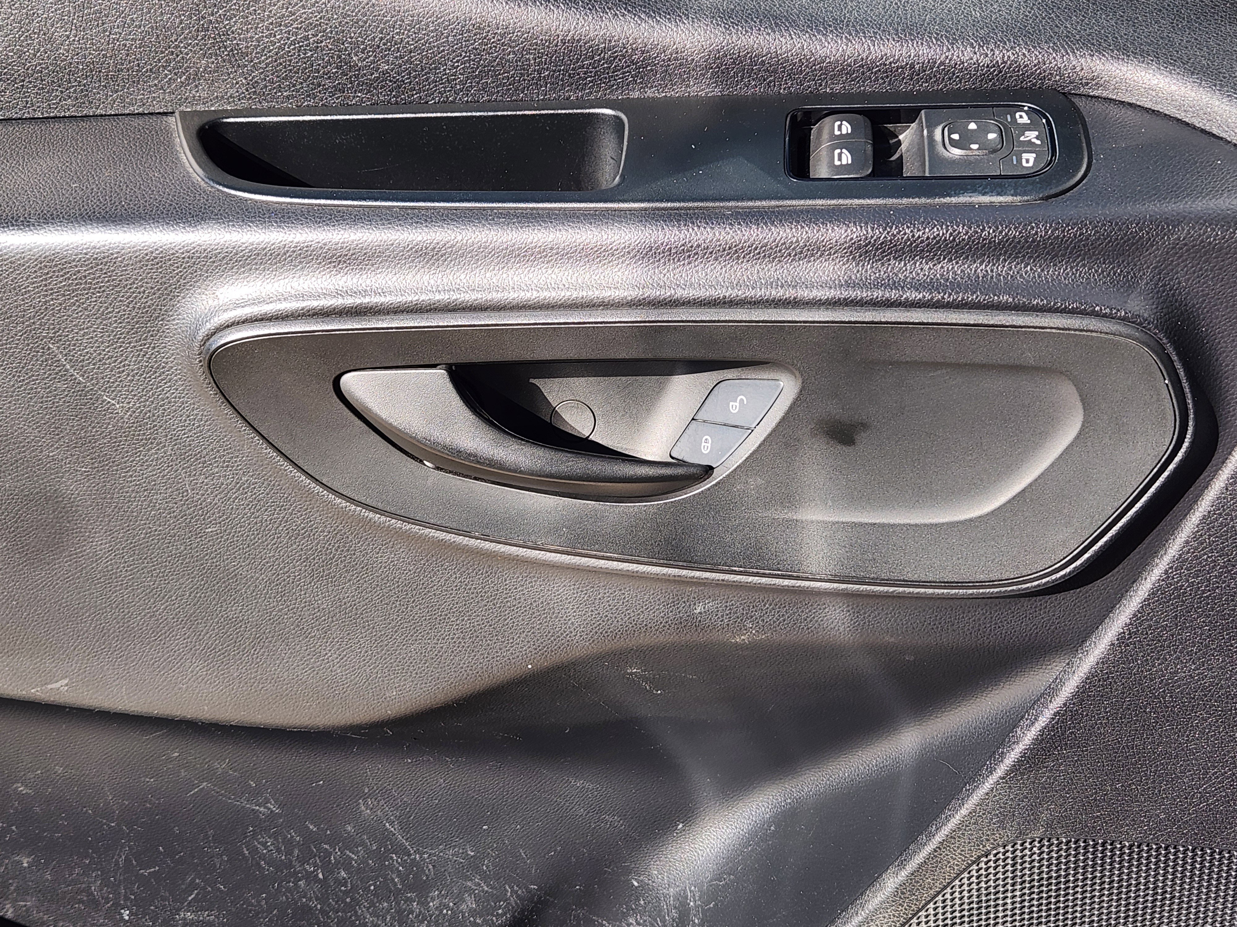 Used 2020 Mercedes-Benz Sprinter 144 Cargo image 24