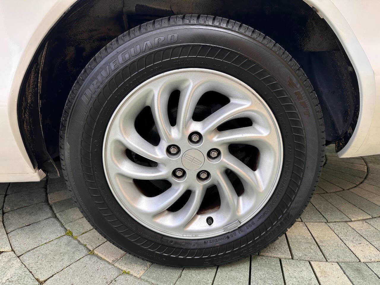 Used 1998 Lincoln Mark VIII RWD image 35