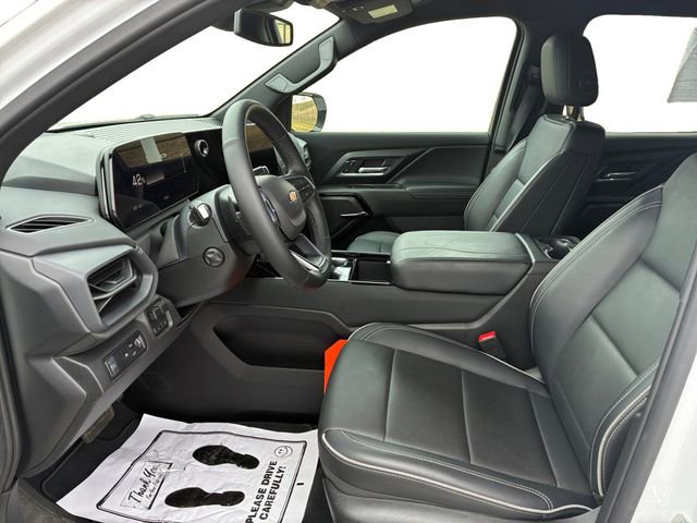 New 2025 Chevrolet Silverado EV LT image 11