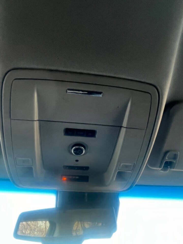 Used 2015 Chevrolet Tahoe LT AWD/4WD image 18