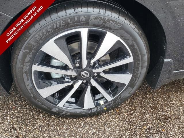 New 2025 Nissan Sentra SV w/ SV Premium Package image 8