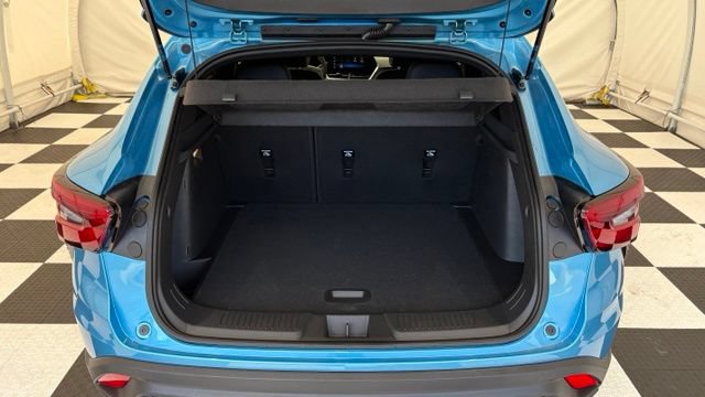 New 2026 Chevrolet Trax RS FWD image 4