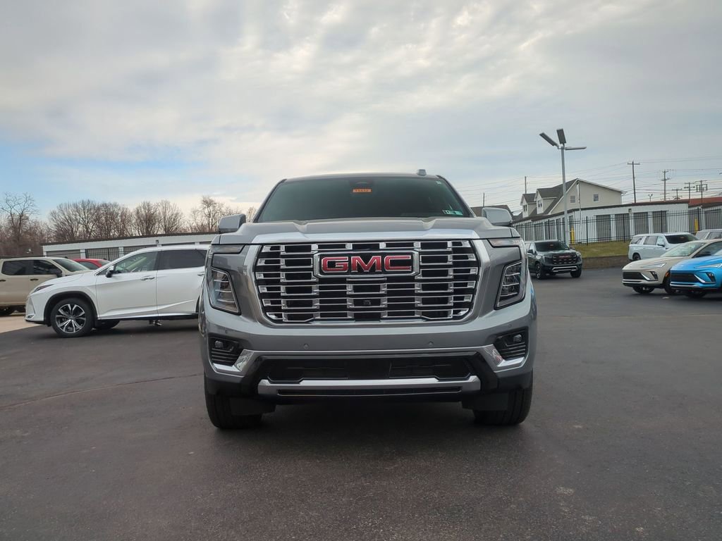 New 2026 GMC Yukon XL Denali w/ Denali Reserve Package AWD/4WD image 2