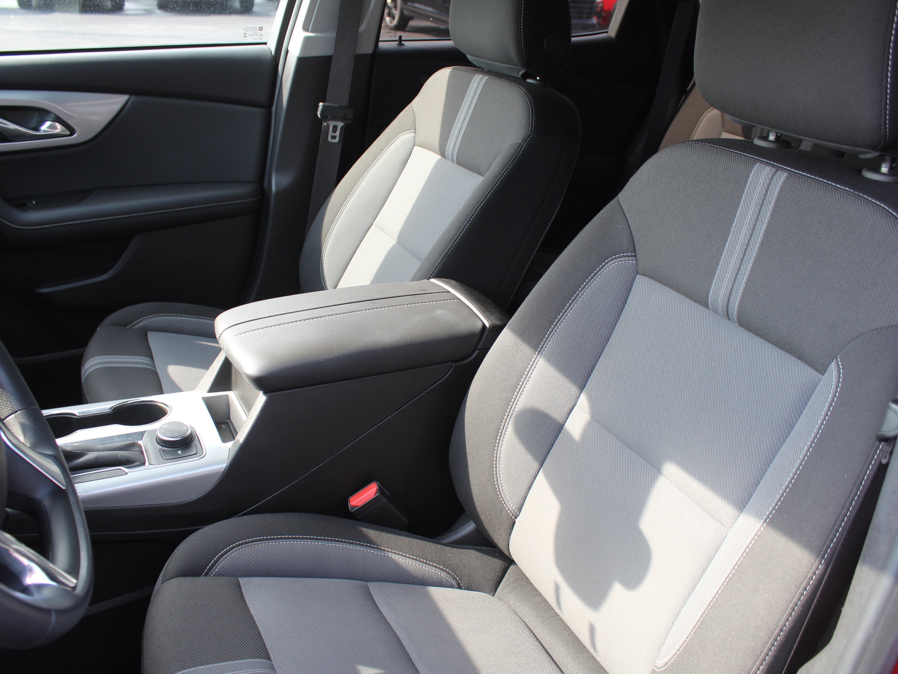 Used 2024 Chevrolet Blazer LT w/ Convenience Package AWD/4WD image 13