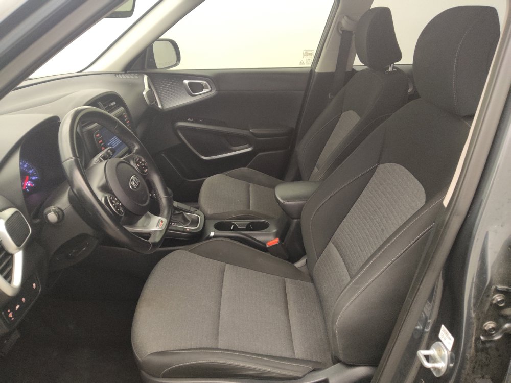 Used 2020 Kia Soul GT-Line FWD image 17
