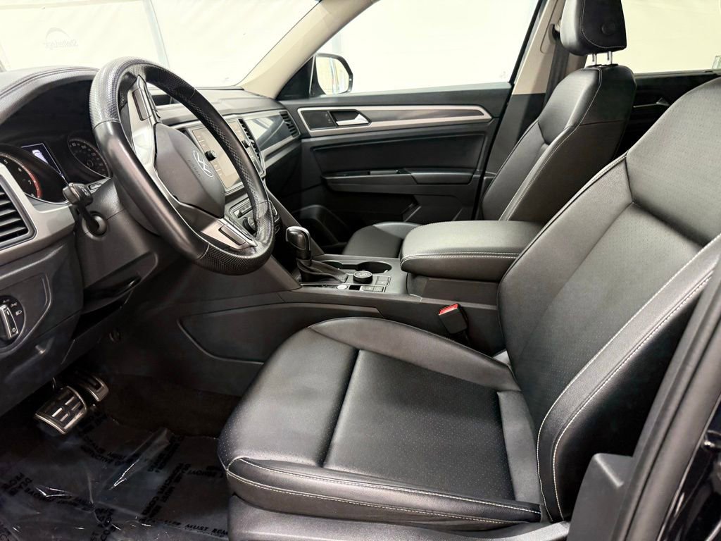 Used 2021 Volkswagen Atlas SE image 12