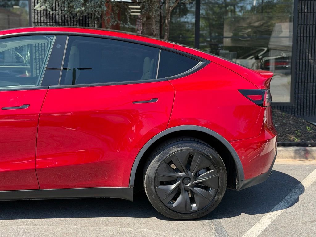 Used 2021 Tesla Model Y Long Range AWD/4WD image 11