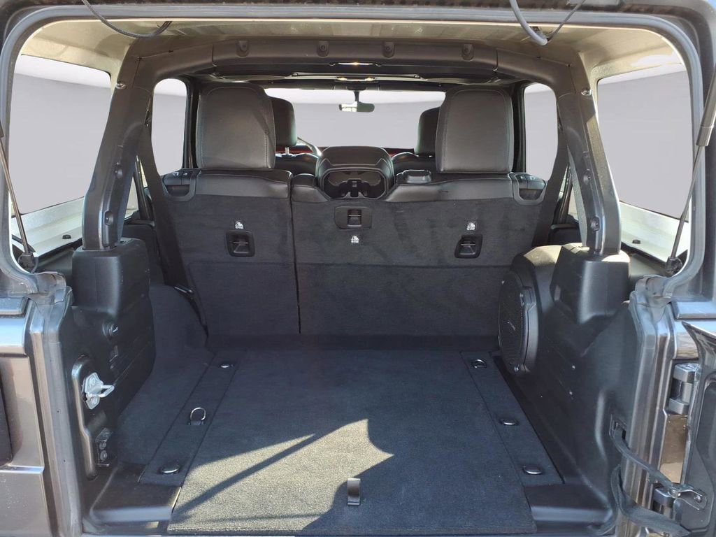 Used 2019 Jeep Wrangler Unlimited Rubicon w/ Dual Top Group image 28