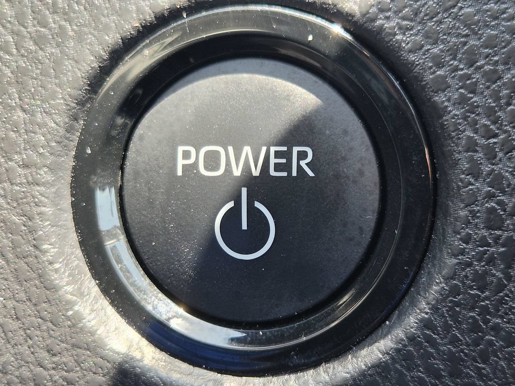 Used 2026 Toyota Camry LE FWD image 22